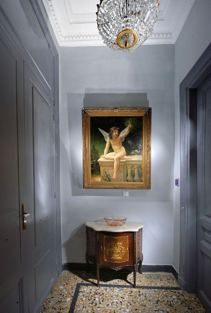 Athenian Vintage Apartments