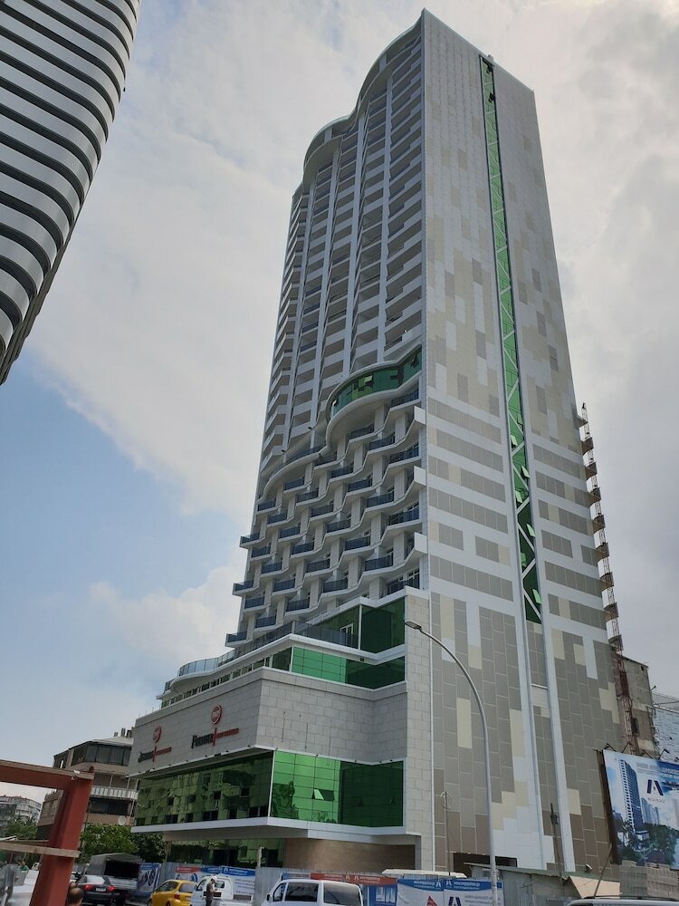 Apartamentos Mega Palace