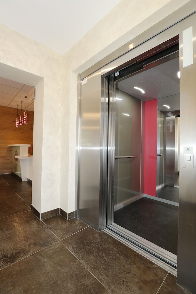 Hotel Lacour