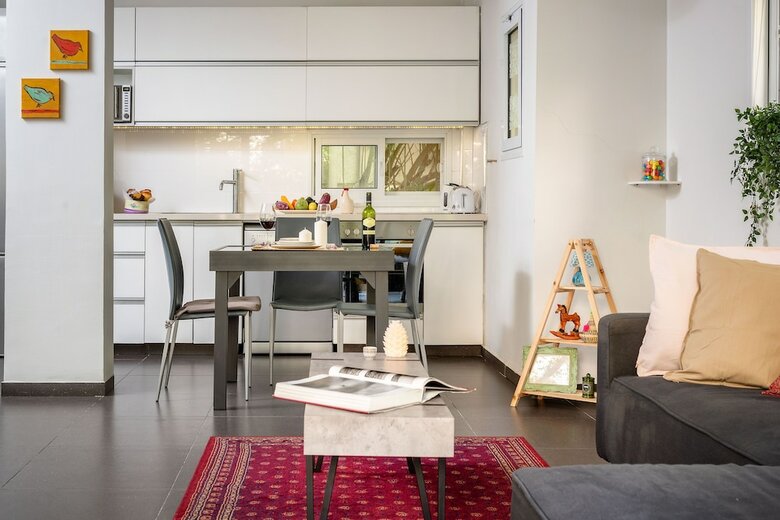 Apartamento Fantastic 2bd City Center Apt W Balcony