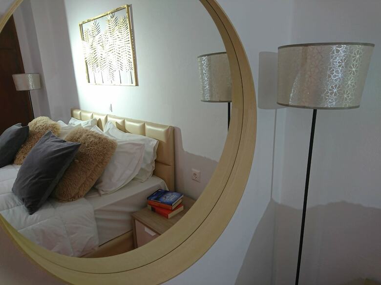 Aronis Apartments