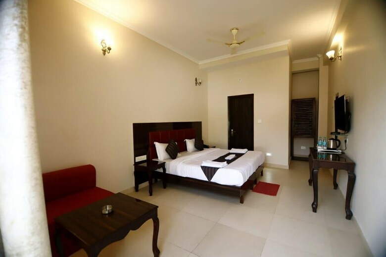 Hotel Rishikesh Grand