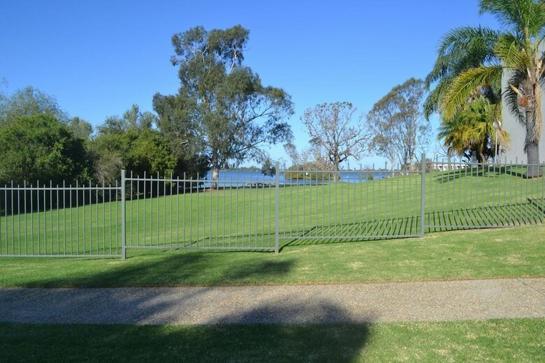 Villa Elsinor Townhouse 7 Mulwala