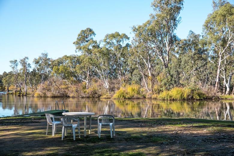 Water's Edge Bundalong