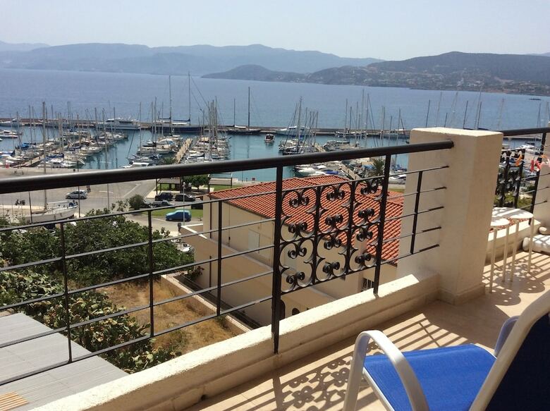 Mantraki Hotel Apartments