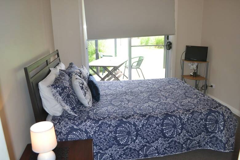 Waterview - 2 Doc Crt