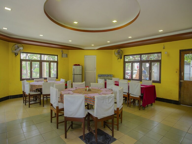 Hotel Jungle Nepal Resort