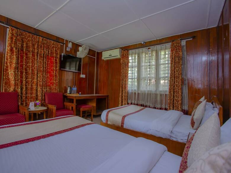 Hotel Jungle Nepal Resort