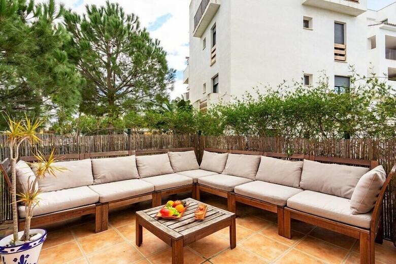 Ground Floor Terrace Apartment In Alamar Ref 31