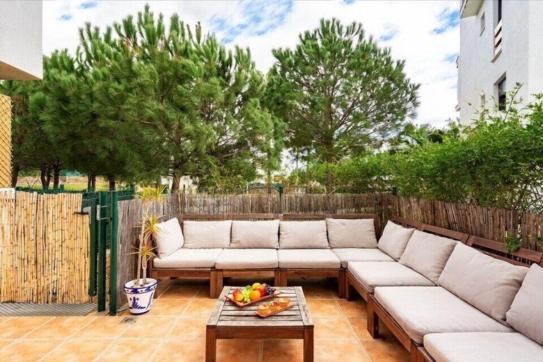 Ground Floor Terrace Apartment In Alamar Ref 31