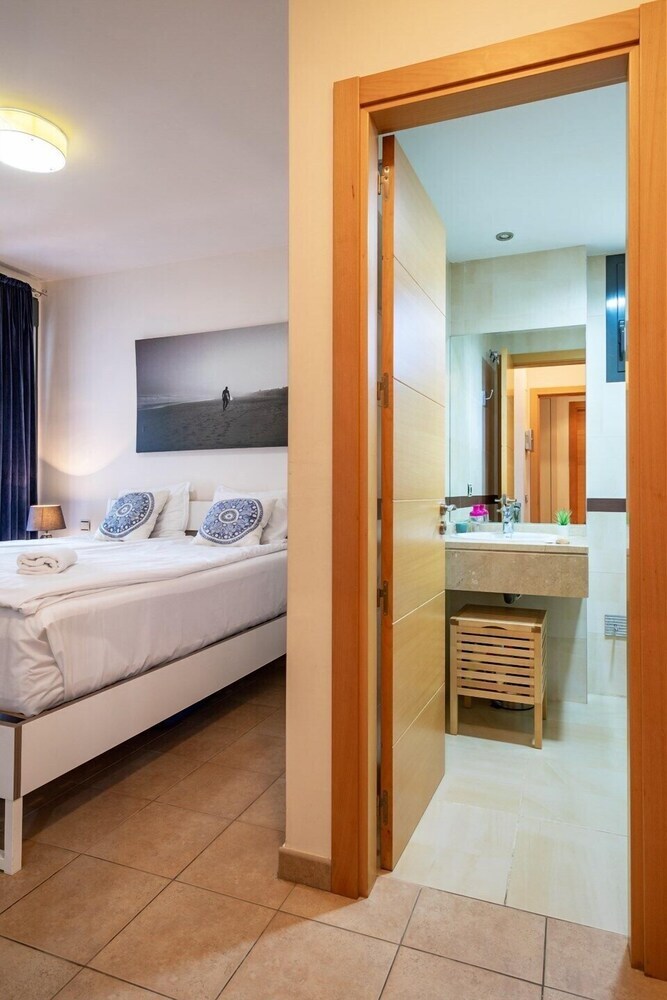 Ground Floor Terrace Apartment In Alamar Ref 31