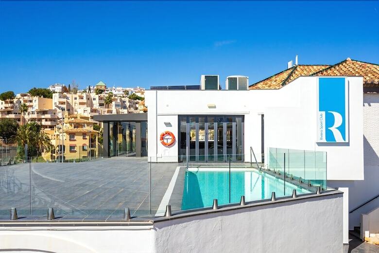 An Oasis Apartment Between Fuengirola And Marbella Ref 21