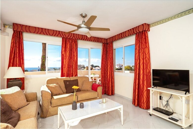 An Oasis Apartment Between Fuengirola And Marbella Ref 21