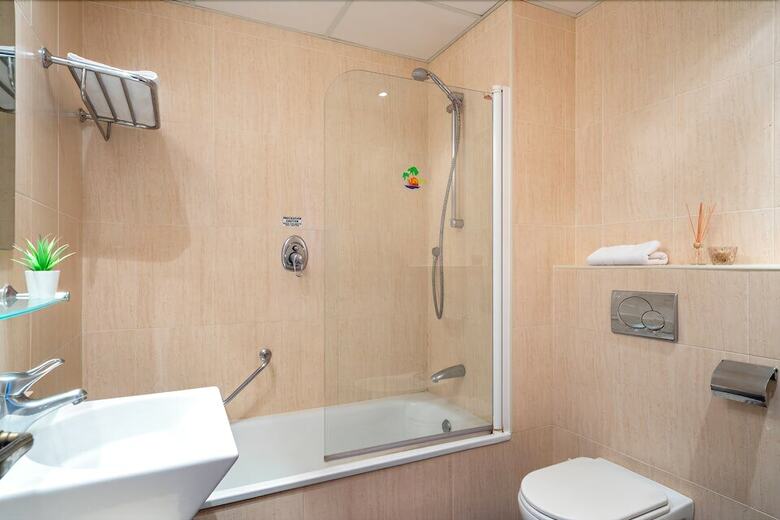 An Oasis Apartment Between Fuengirola And Marbella Ref 21