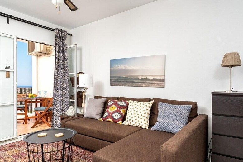 Las Colinas Apartment With Seaviews Ref 51