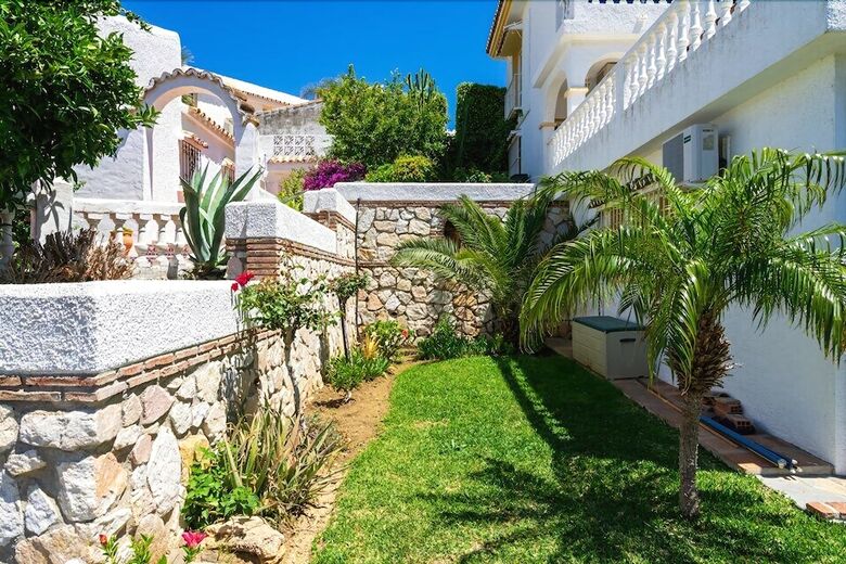 Private Villa In Cerros Del Aguila Ref 86