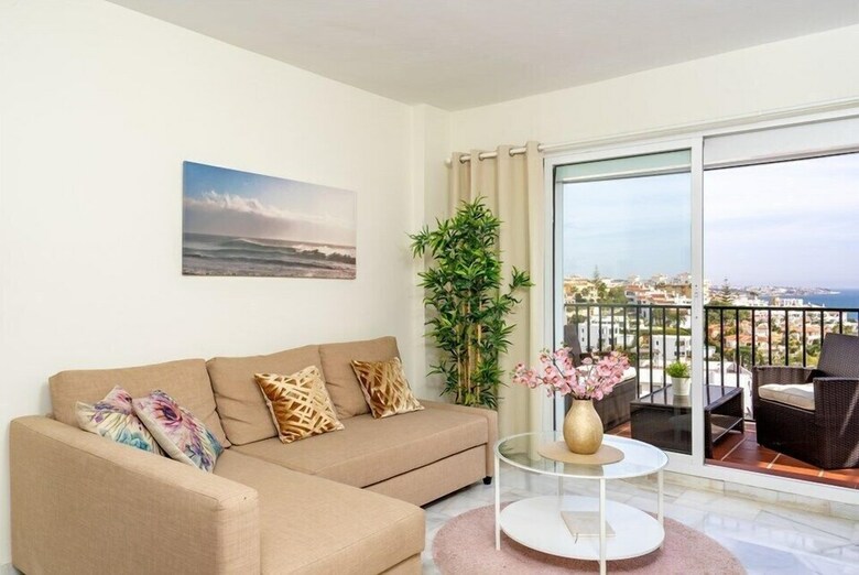Stunning Terrace Apartment In Angel de Miraflores Ref 37