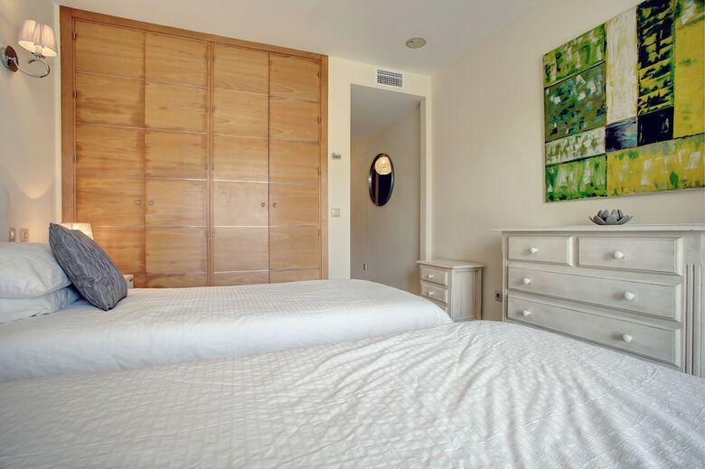Villa Sof�a Golf 15 Min From Puerto Ban�s