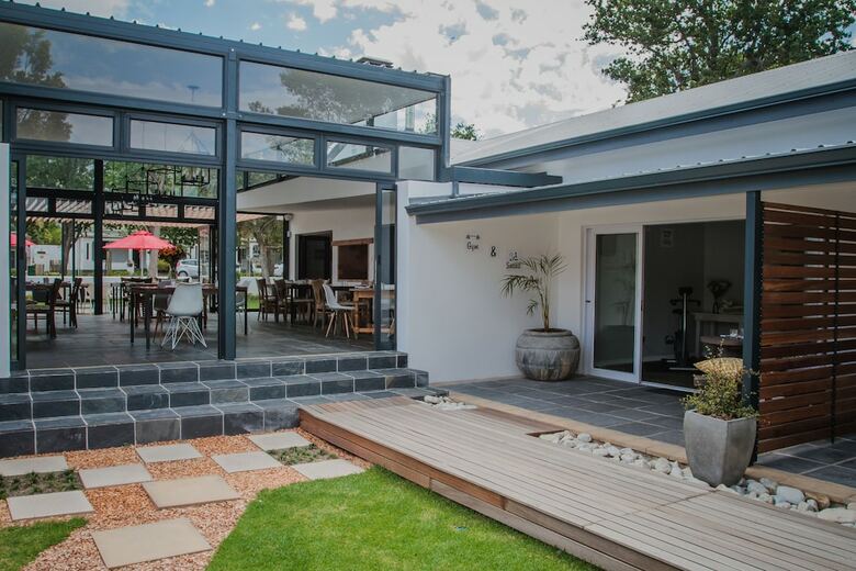 Hotel Aan de Eike Guest House