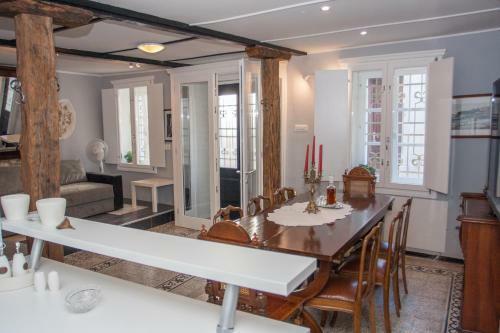 Bed & Breakfast Houses Of Motovun
