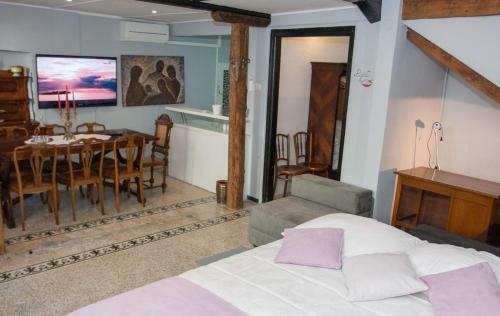 Bed & Breakfast Houses Of Motovun