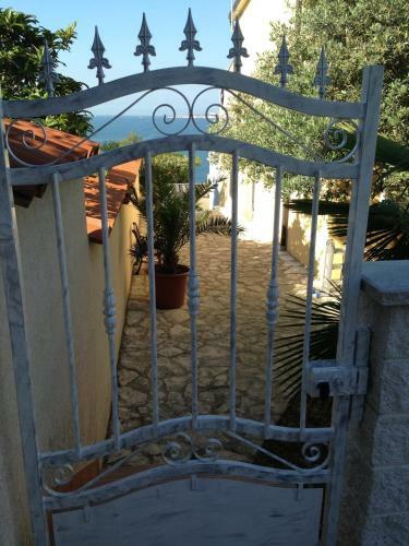 Apartments Salvore