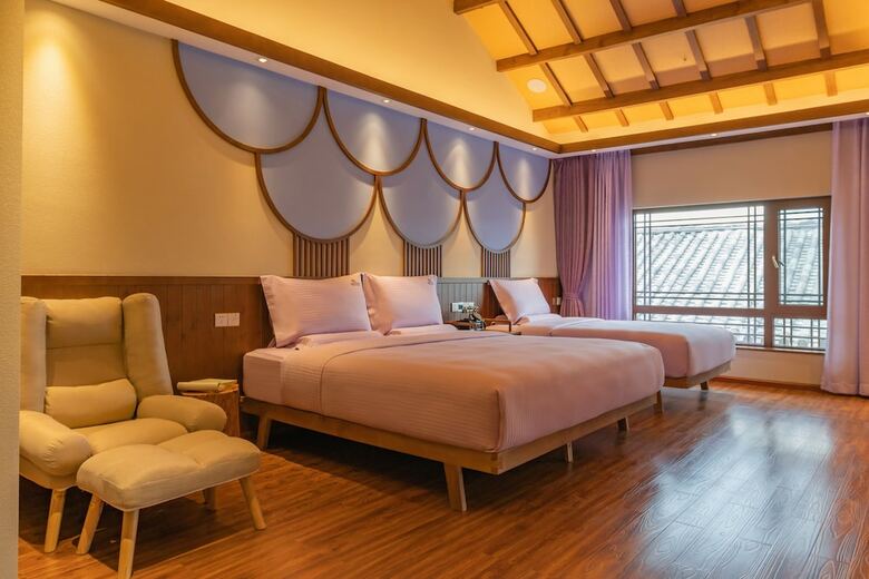 Hotel Lijiang Passing-cloud Resort