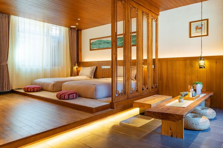 Hotel Lijiang Passing-cloud Resort