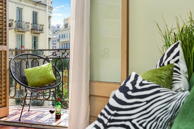 Apartamentos Stay U-nique Proven�a II