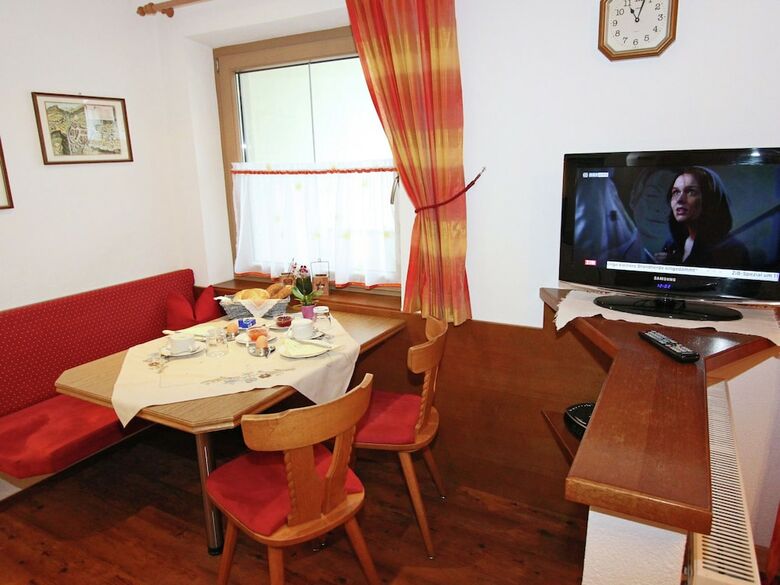Cozy Apartment Near Ski Area In Schwendau