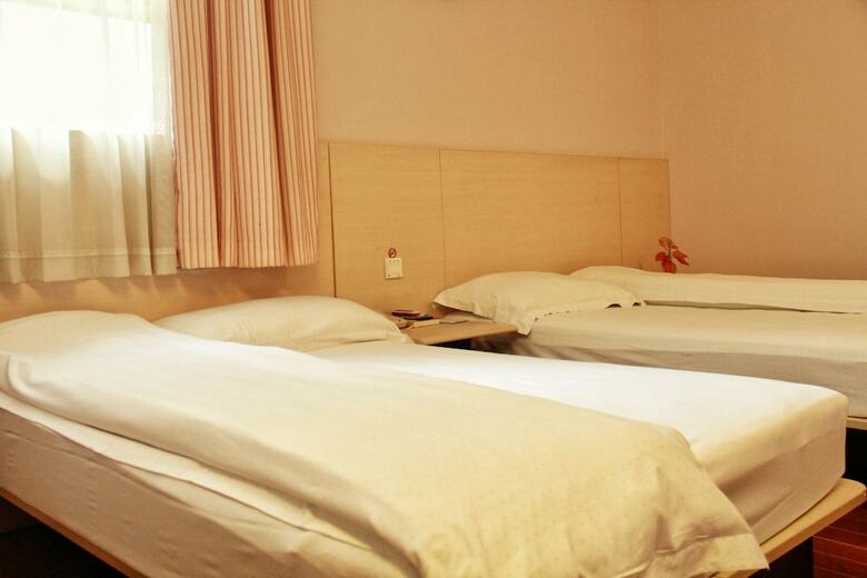 Wenxin Hotel Huashi