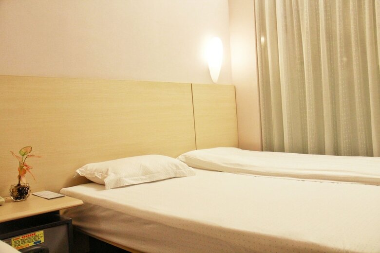 Wenxin Hotel Huashi