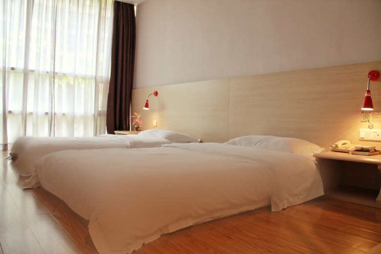 Wenxin Hotel Huashi