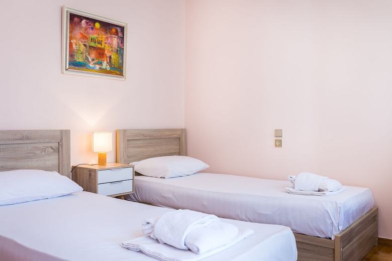 3 Bedroom Apartment In Acropolis Area