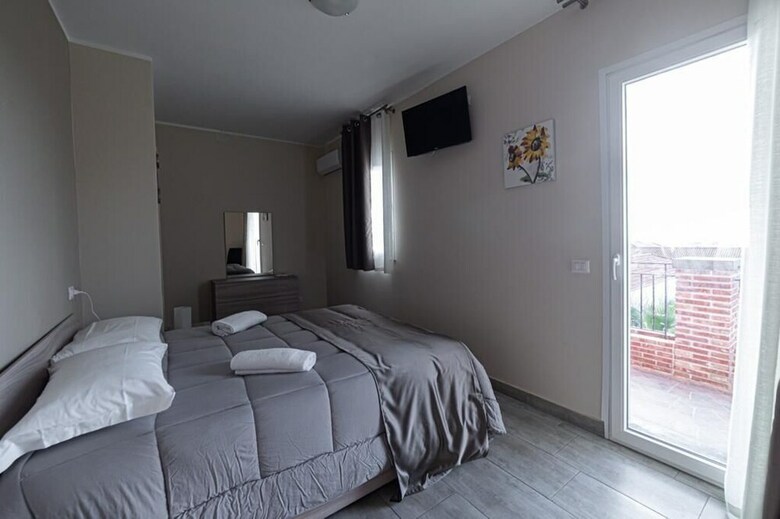 Bed & Breakfast Martina Paradise Rent Rooms And Relax
