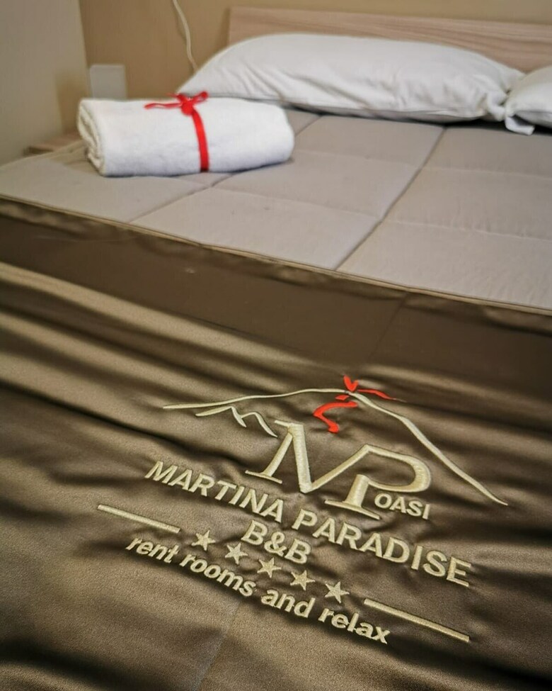 Bed & Breakfast Martina Paradise Rent Rooms And Relax