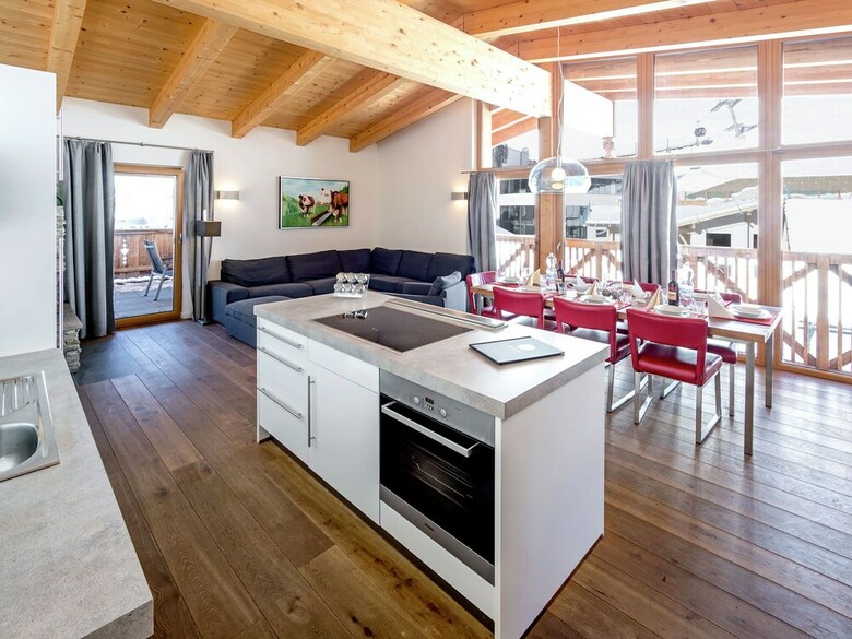 Spacious Apartment In Gerlos Near Ski Area