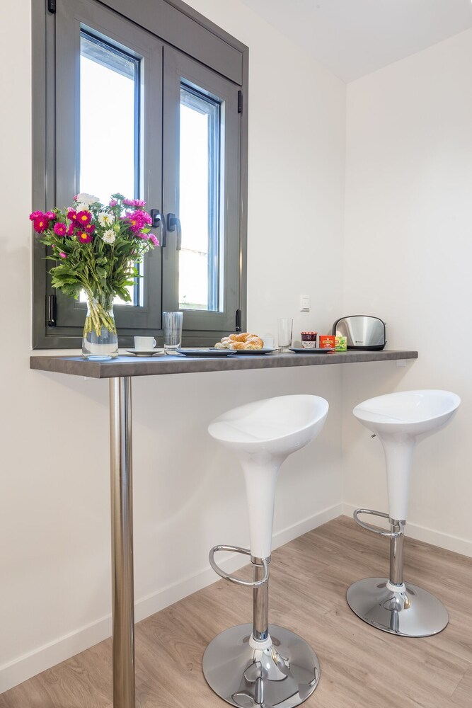 Apartamentos Syntagma Modern New Flat - Large Balcony