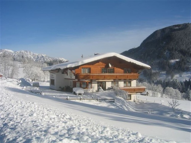 Comfortable Apartment With Sauna In Schladming