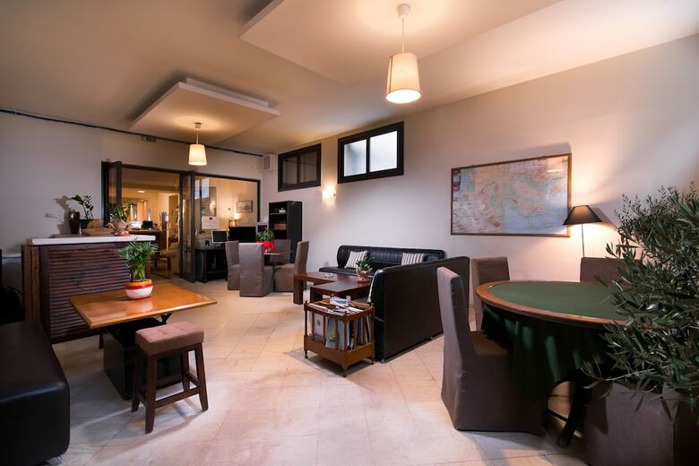 Aigli Hotel Perea