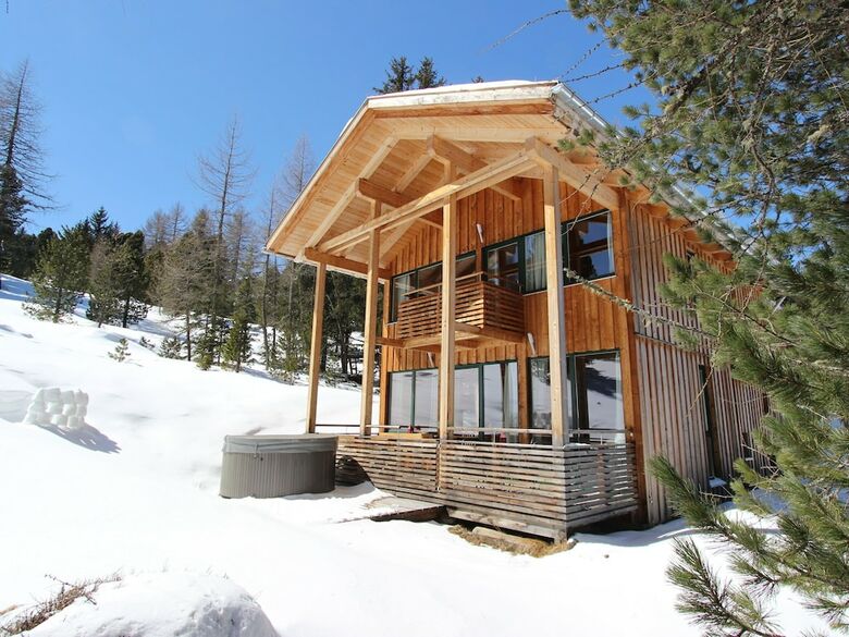 Quiet Chalet In Turracherh�he With Sauna And Jacuzzi