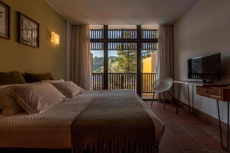 Hotel Alamal River Club