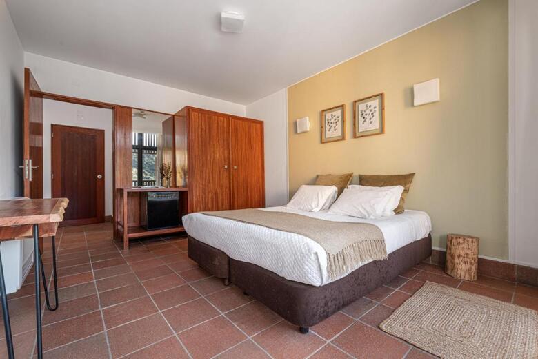 Hotel Alamal River Club