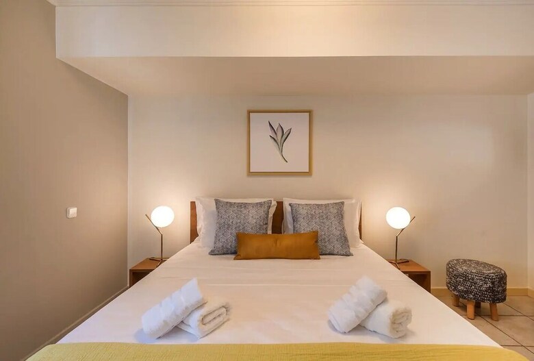Spacious Apartment In Philopappou A7