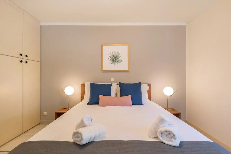 Spacious Apartment In Philopappou A7