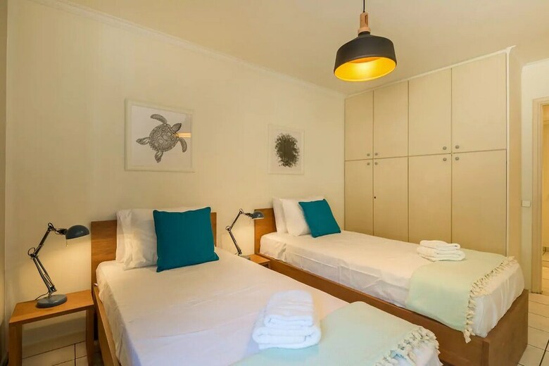 Spacious Apartment In Philopappou A7