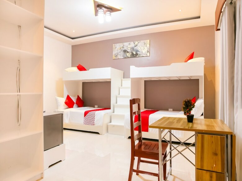 Hotel Oyo 484 Gonzala Suites