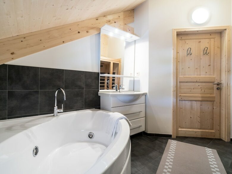 Modern Chalet In Sankt Georgen Ob Murau With Sauna