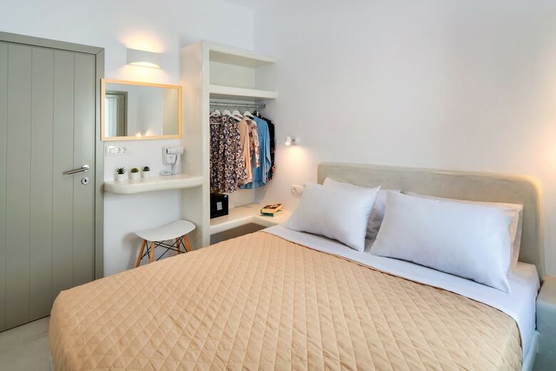 Hotel Olive Tree Suites