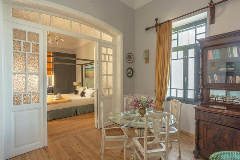 Hotel Camara Suites